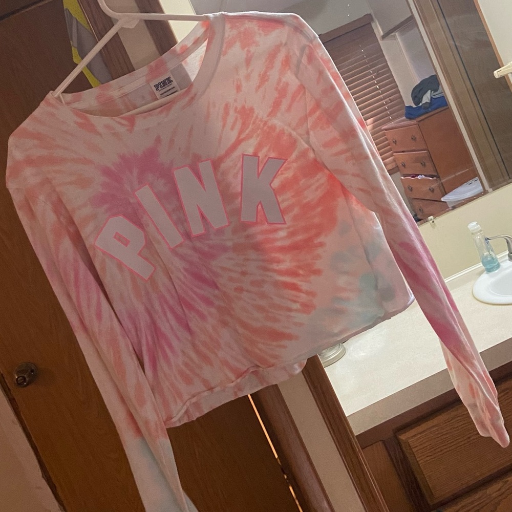 PINK cropped long sleeve